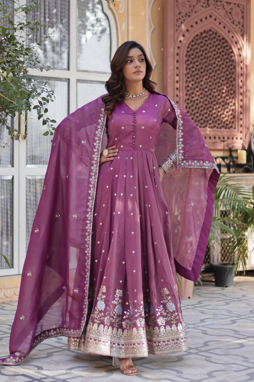 Women's Cotton Embroidered Anarkali Gown With Dupatta Set β Festive Wear - Image 4